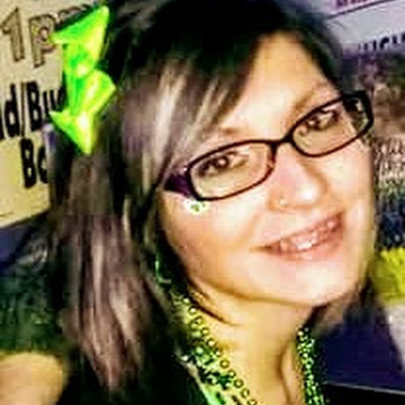 Meet your Posher, Tiffany - Picture 1 of 1